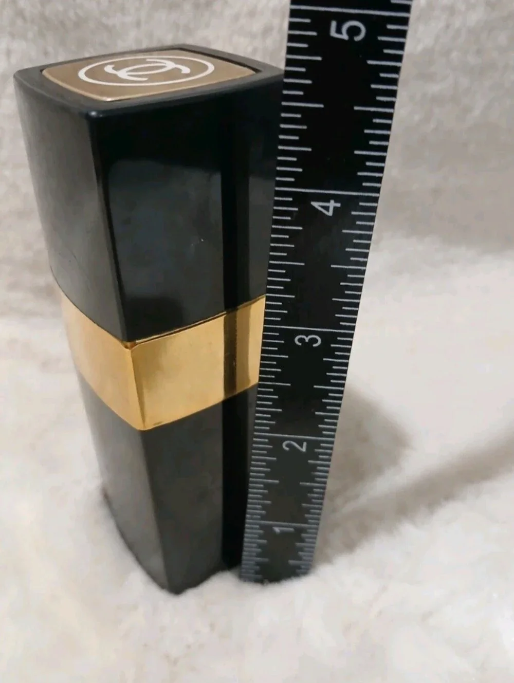 Vtg CHANEL No. 5  1.5 Fl Oz Refillable Parfume Case With Product Inside